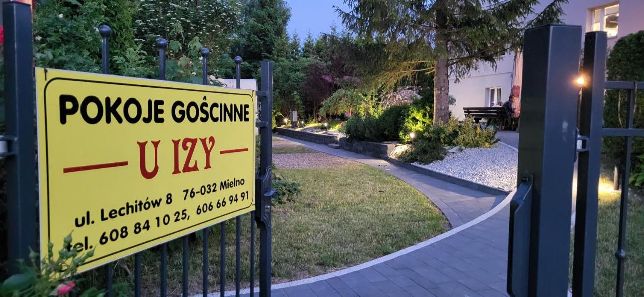 "U Izy" Pokoje Goscinne I Przyczepy Campingowe Mielno  Ngoại thất bức ảnh